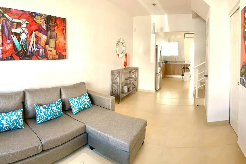 House In Frontemare By Los Olivos 134 Playa del Carmen Mexico