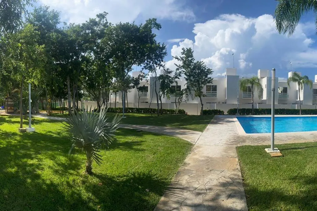 House In Frontemare By Los Olivos 134 Playa del Carmen